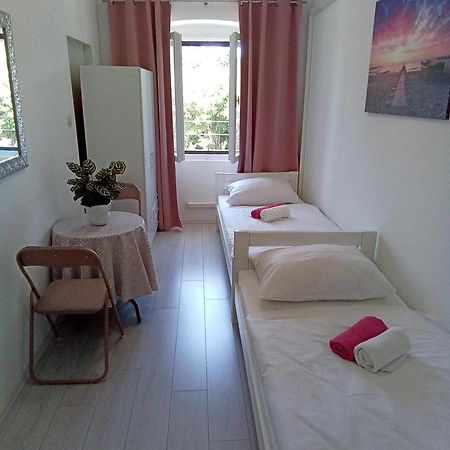Soba Arena Hotel Póla Kültér fotó